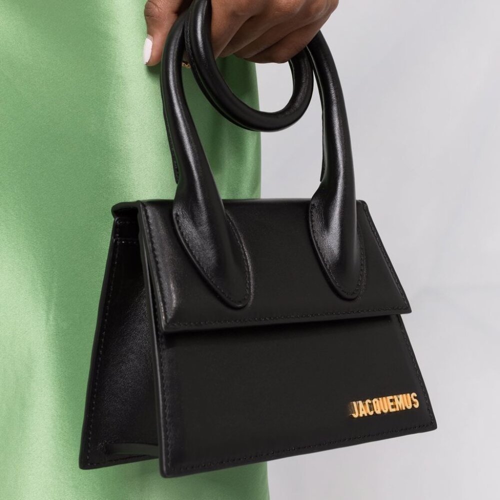 Jacquemus LE CHIQUITO NOEUD LEATHER HANDBAG - IN BLACK